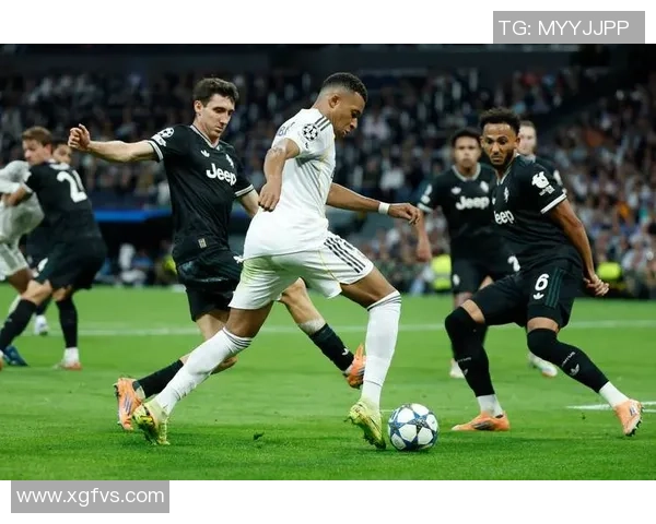 中超精彩对决皇马大胜尤文图斯4比0逆转瞬间燃爆全场激情