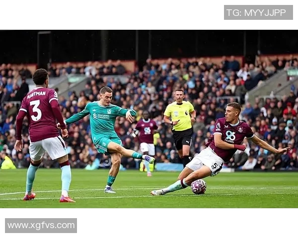 欧联杯精彩对决里昂大胜利物浦点球大战引发全场狂欢与转会传闻