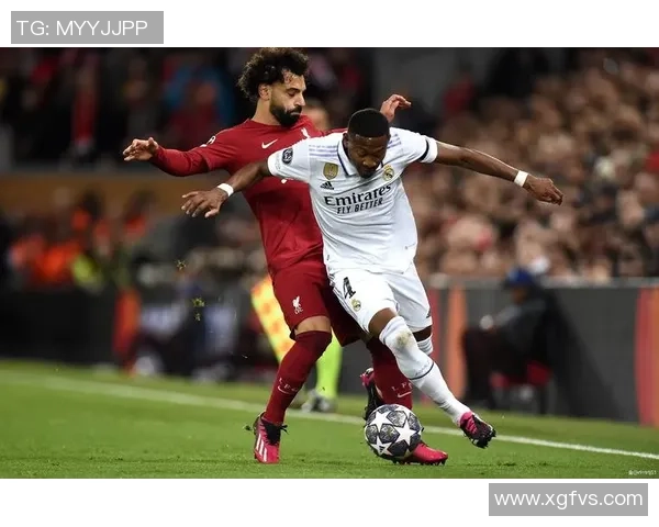 德甲焦点战：皇马大胜里昂红牌事件引发全场热议与战术分析